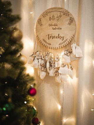 Když se spojí vůně jehličí, teplé světýlko a dětská radost, vzniká ten nejkrásnější čas v roce. A přesně s touto...